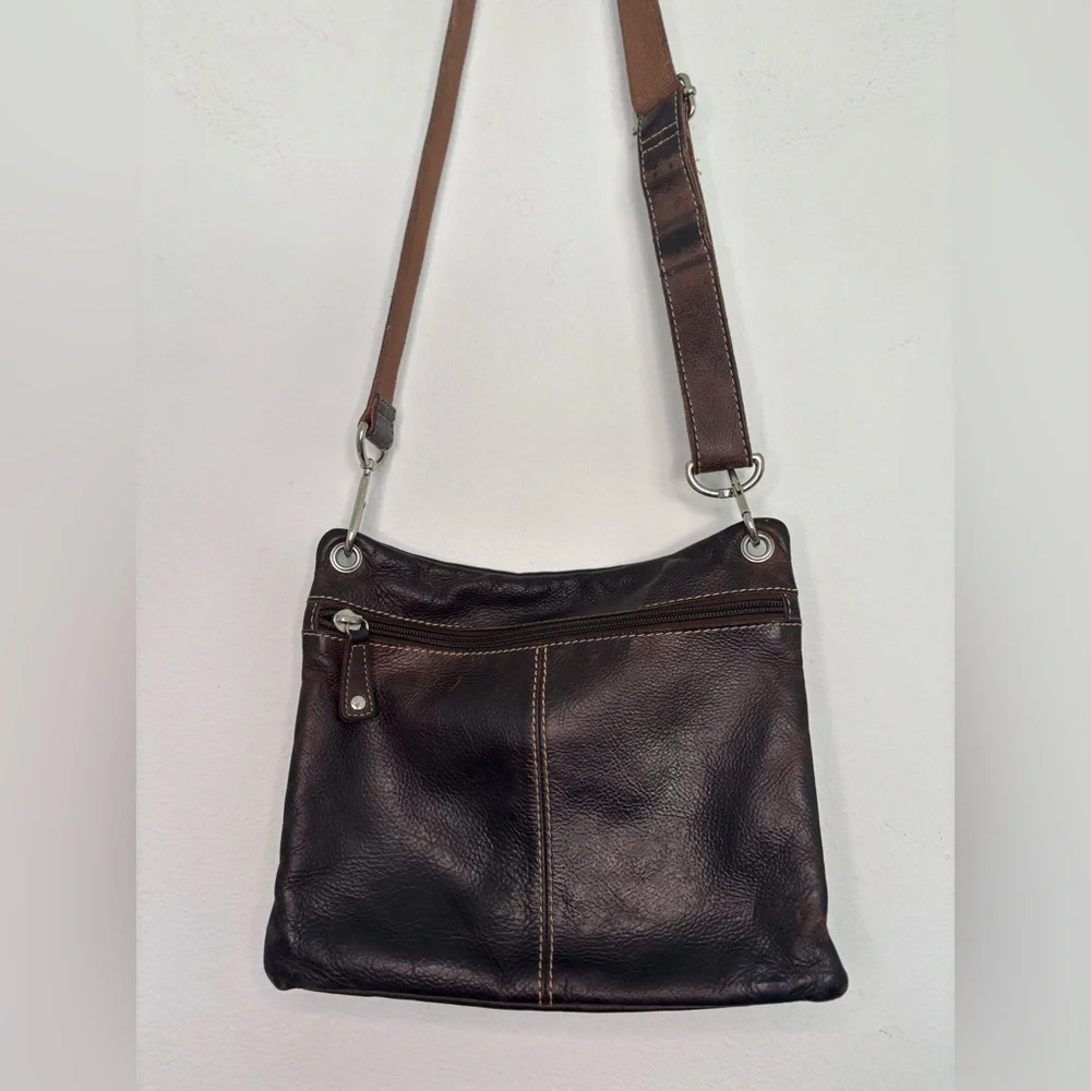 FOSSIL AUTHENTIC GENUINE LEATHER CROSSBODY SATCHEL MESSENGER BAG